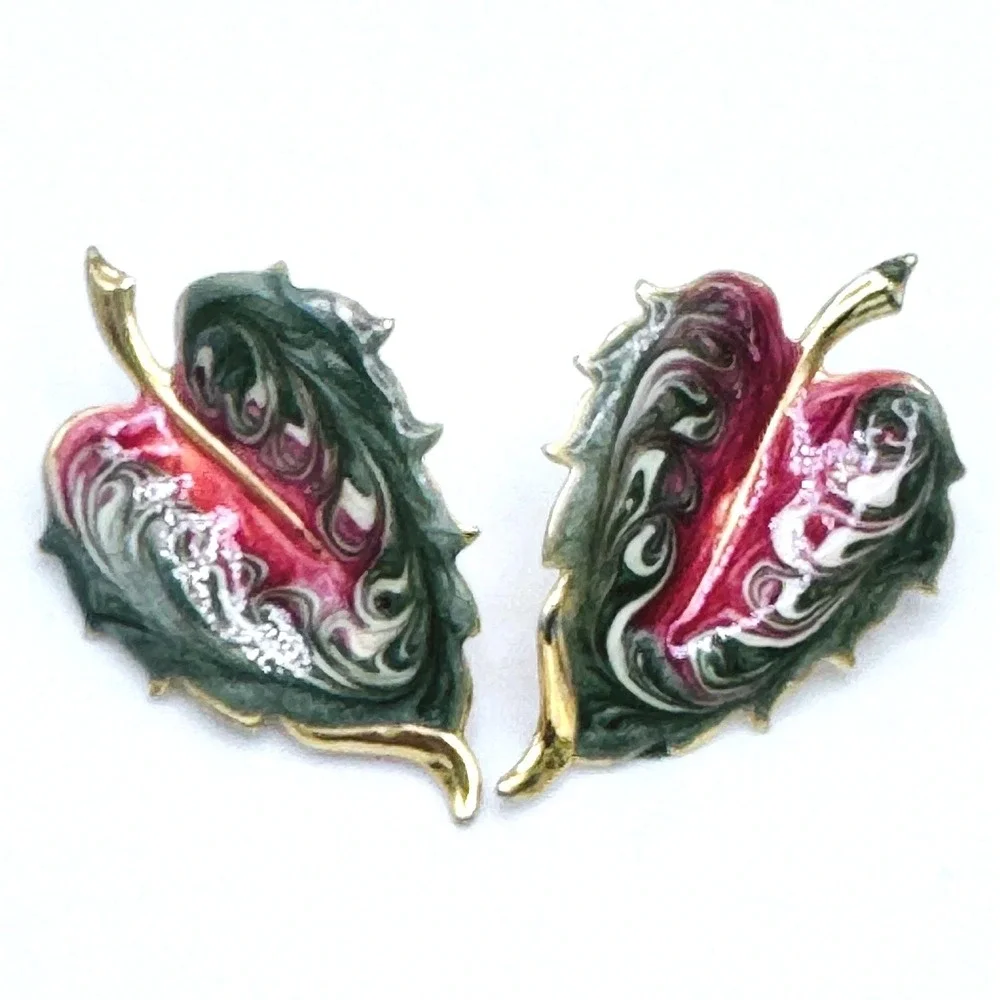 Vintage Enamel Leaf Earrings Gold Tone Fall Autumn‎ Nature Statement Studs